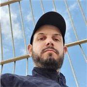 Offro ripetizioni e traduzioni in lingua inglese e spagnola.